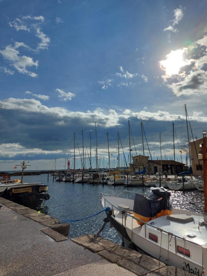 Appartement Cosy Dans Residence Sur Le Port De Marseillan Marseillan  Exterior foto